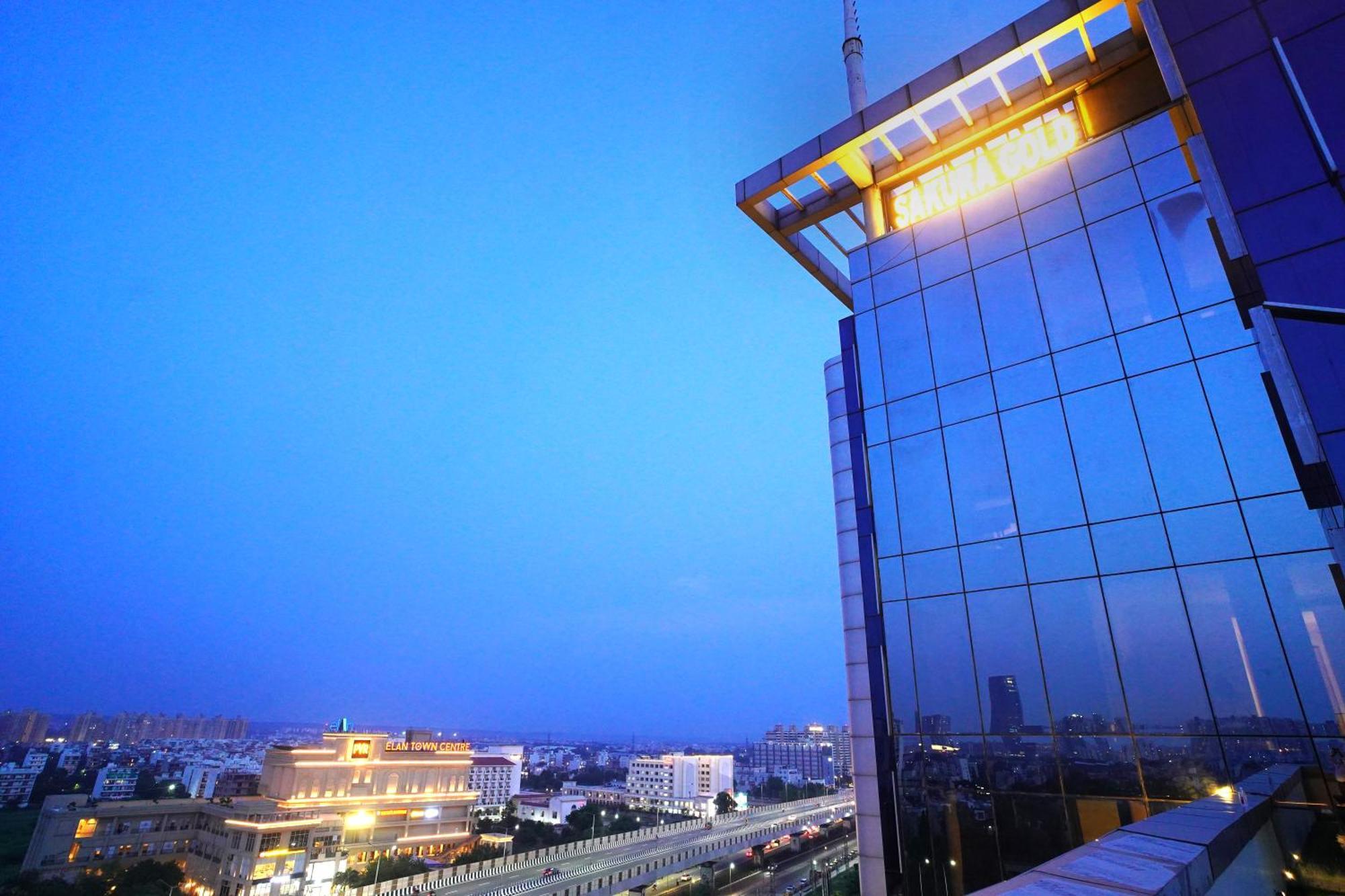 Hotel Sakura Gold Gurgaon Extérieur photo